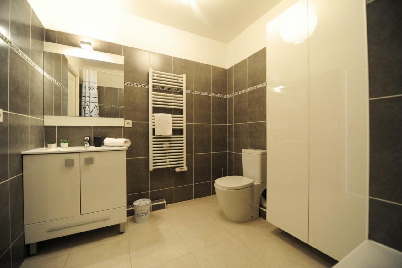 ניס Mini Suite Othello - Five Stars Holiday House מראה חיצוני תמונה
