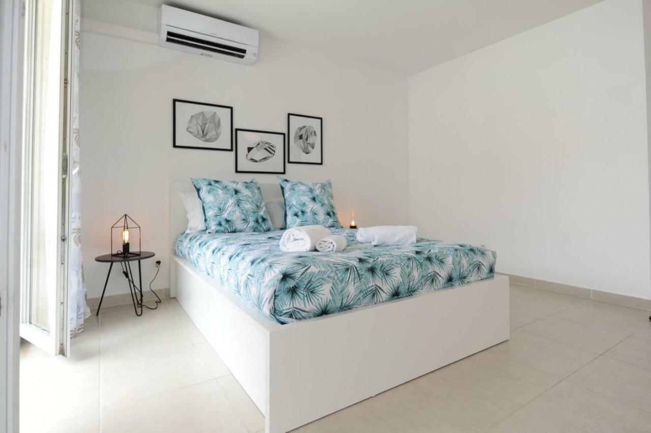 ניס Mini Suite Othello - Five Stars Holiday House מראה חיצוני תמונה